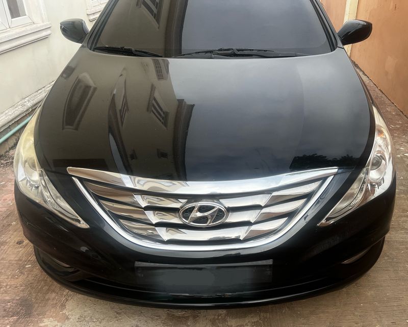 Main image of 2012 Hyundai Sonata Y20
